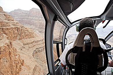 首次采用瑞士轮赛制 25年刀塔2国际邀请赛赛程出炉